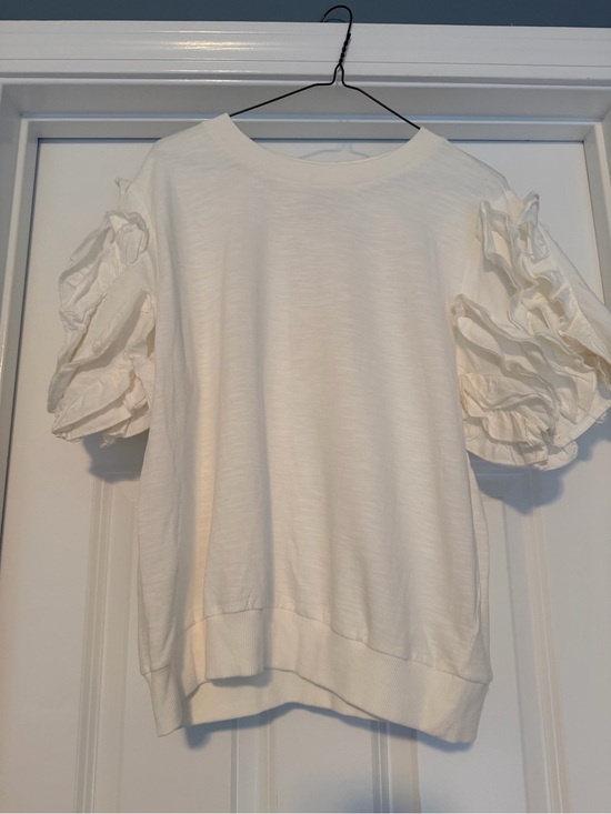 Anthropologie Tops - Anthropology Maeve Ivory Ruffle Puff-Sleeve Shirt